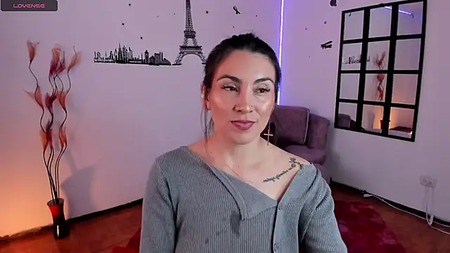 Elizabeth taylor b online show from February 7, 7:38 pm