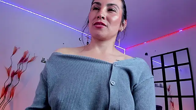 Elizabeth taylor b online show from March 20, 9:24 pm