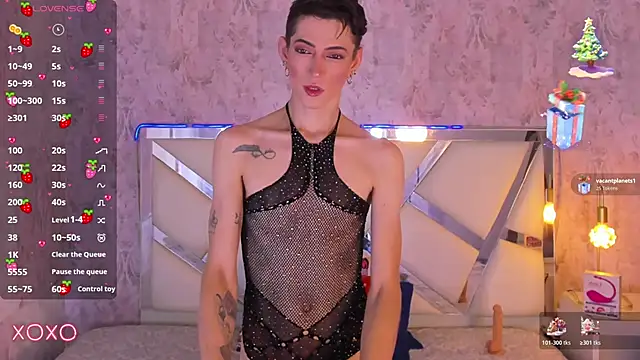 dominic thailor online show from December 17, 2:23 pm