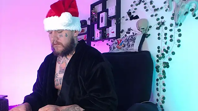 Snapshot of Ash_gusbig chatting on December 14, 3:51 am Ash gusbig online show from December 14, 3:51 am