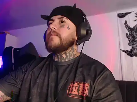 Ash gusbig online show from February 28, 3:40 am