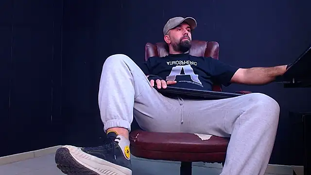 JackEthann online show from October 6, 4:43 am