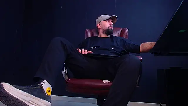 Snapshot of JackEthann chatting on October 14, 4:57 am JackEthann online show from October 14, 4:57 am