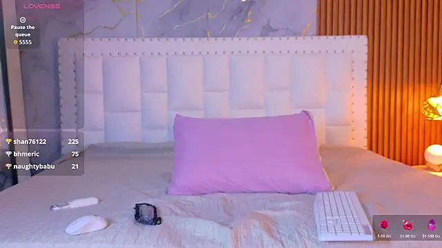 indianschoolgirl online show from April 4, 7:22 pm