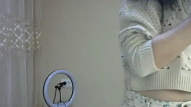 Snapshot of NkPulse chatting on February 23, 12:09 am NkPulse online show from February 23, 12:09 am