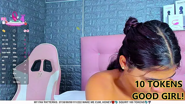 AriannaLewiis online show from March 11, 1:59 am