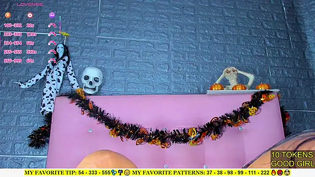 AriannaLewiis online show from October 26, 7:09 pm