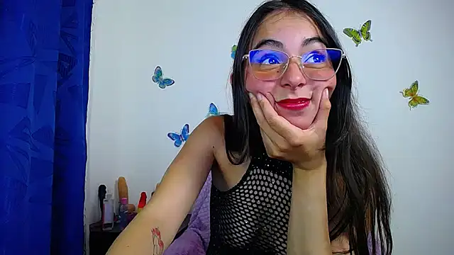 Snapshot of hot_girl01_hanna chatting on March 18, 10:37 pm hot girl01 hanna online show from March 18, 10:37 pm