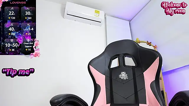 SheilaSmiith online show from March 1, 4:04 am