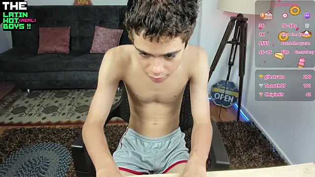 MyLatinHotBoys online show from December 15, 11:09 pm