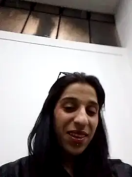 baby liz01 online show from October 19, 4:35 am