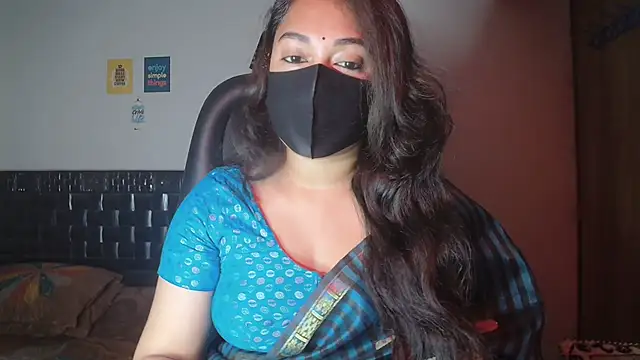 Most-Beautiful-Queen online show from November 28, 7:05 pm