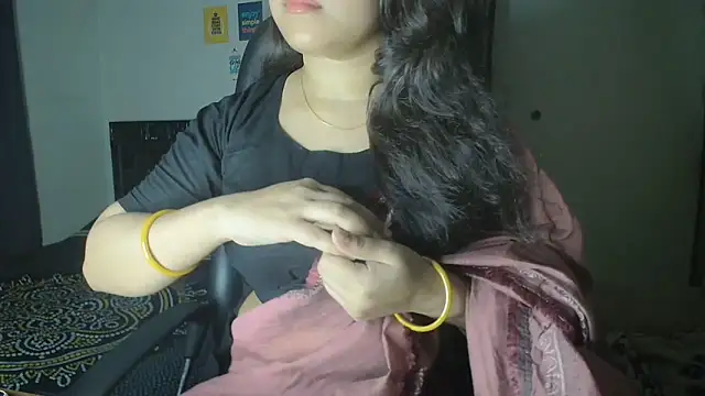 Most-Beautiful-Queen online show from May 24, 4:23 pm