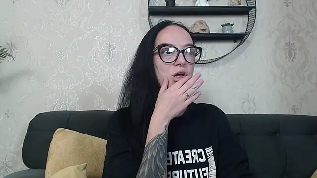 IzabelllNoir online show from November 27, 7:54 am