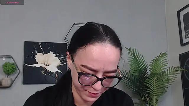 IzabelllNoir online show from March 28, 8:47 am