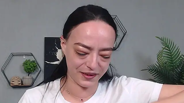 IzabelllNoir online show from May 21, 11:06 am