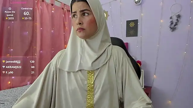 AishaAmin  online show from January 4, 3:07 am