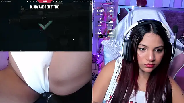 PetiteSophie  online show from February 12, 1:37 pm