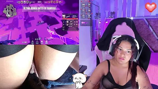 PetiteSophie  online show from March 6, 5:11 pm
