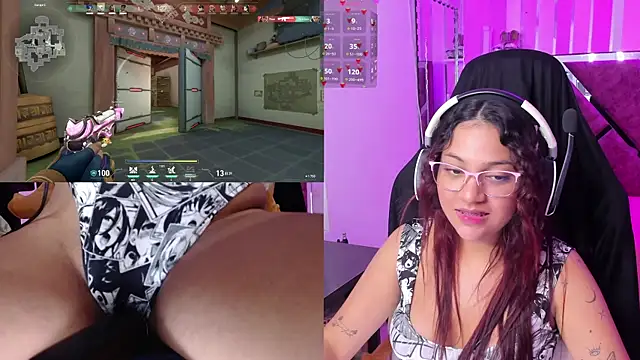 PetiteSophie  online show from March 13, 4:56 pm