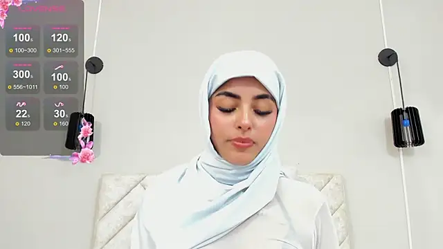 Lea nahid online show from December 4, 7:12 pm