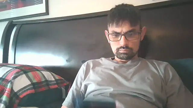 spence204011 online show from June 16, 10:56 pm