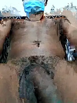 Snapshot of T0xic-Vee chatting on January 8, 10:34 pm T0xic-Vee online show from January 8, 10:34 pm