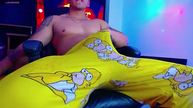 Snapshot of Marc__Waatson chatting on February 14, 11:34 pm Marc Waatson online show from February 14, 11:34 pm