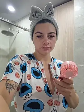 AtheneaRossi online show from March 9, 12:09 pm