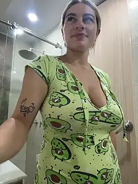 AtheneaRossi online show from April 7, 10:05 am