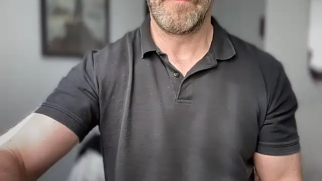 Mr Beef online show from April 14, 11:49 am