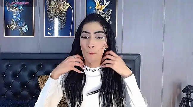 Snapshot of Evelynn_sex_ chatting on December 10, 1:11 pm Evelynn sex online show from December 10, 1:11 pm