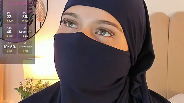 anna-henao online show from December 19, 3:52 pm