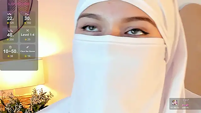 anna-henao online show from January 8, 4:44 pm