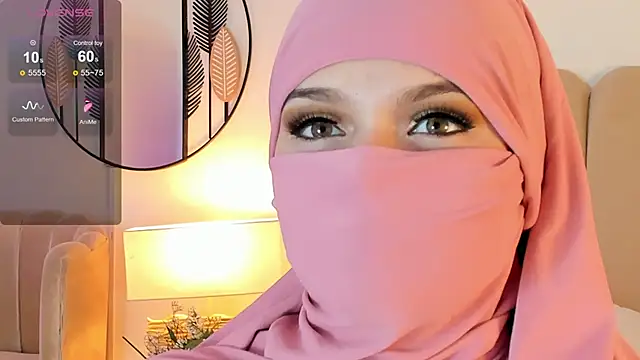 anna-henao online show from February 8, 3:00 pm