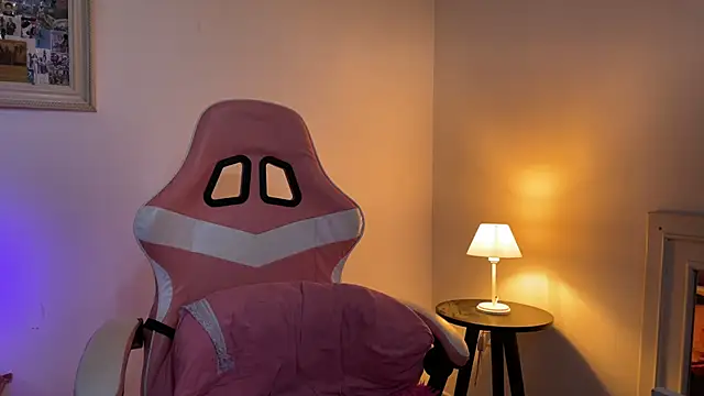 SweetPaige  online show from November 30, 4:22 pm