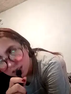 Celestte22 online show from April 12, 4:39 am