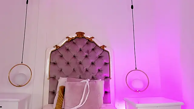 Snapshot of Pushaina__ chatting on November 14, 3:16 am Pushaina online show from November 14, 3:16 am