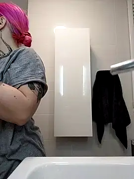 divine eve online show from October 22, 12:38 pm