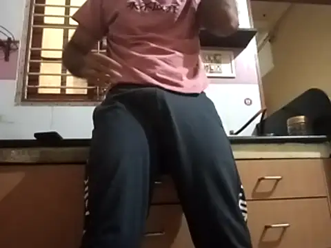 Snapshot of cuckhair chatting on December 15, 4:06 am cuckhair online show from December 15, 4:06 am