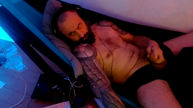 AceSpinning DJ online show from February 23, 7:06 am