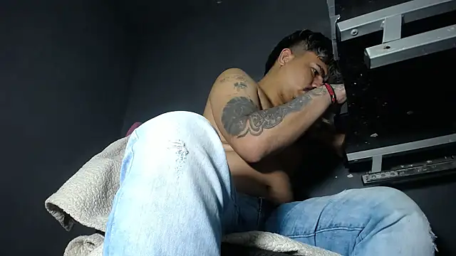 DickMasterfindom online show from February 6, 7:02 am