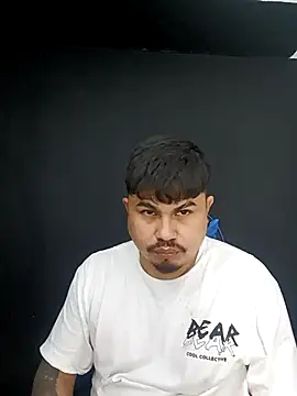 Snapshot of DickMasterfindom chatting on February 28, 8:54 pm DickMasterfindom online show from February 28, 8:54 pm