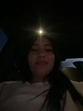 Snapshot of LunaAurora3 chatting on February 25, 1:41 am LunaAurora3 online show from February 25, 1:41 am