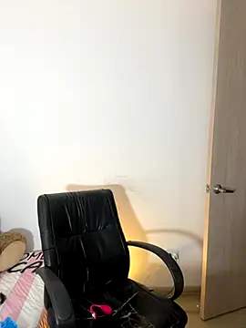 Alanna atm  online show from November 19, 4:40 pm