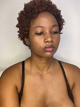 Snapshot of chocogirl01 chatting on March 12, 5:24 am chocogirl01 online show from March 12, 5:24 am