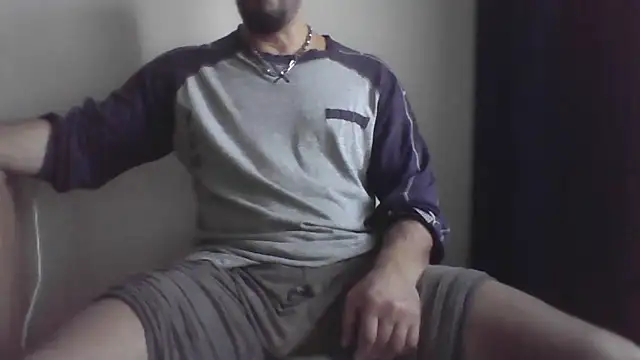 Snapshot of fl3xxx1 chatting on October 25, 10:01 am fl3xxx1 online show from October 25, 10:01 am