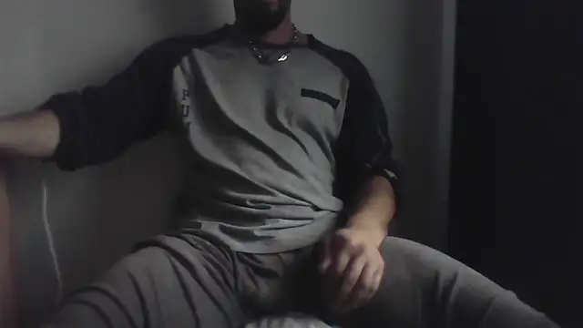 Snapshot of fl3xxx1 chatting on October 27, 9:24 am fl3xxx1 online show from October 27, 9:24 am