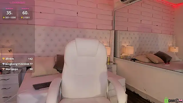 Yaaky  online show from January 28, 11:07 pm