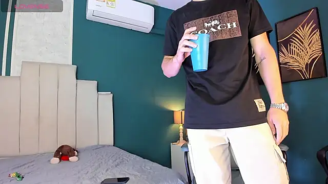 AlessandroDybala online show from December 2, 12:32 pm